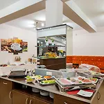 Haefner باد شونبورن