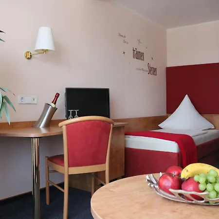 Ξενοδοχείο με διαμερίσματα Haefner 3*