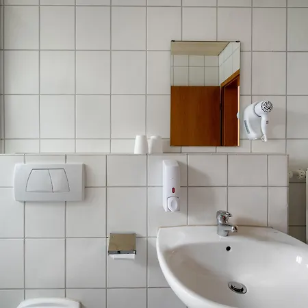 Haefner Bad Schonborn